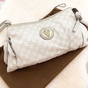 Gucci Hysteria Soft Leather Clutch
